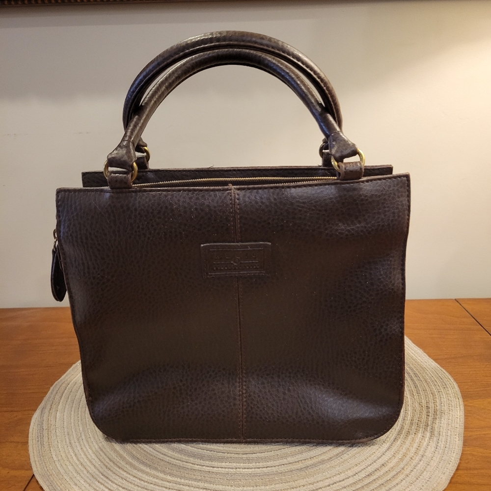 👜EUC~RELIC BY FOSSIL Leather Handbag